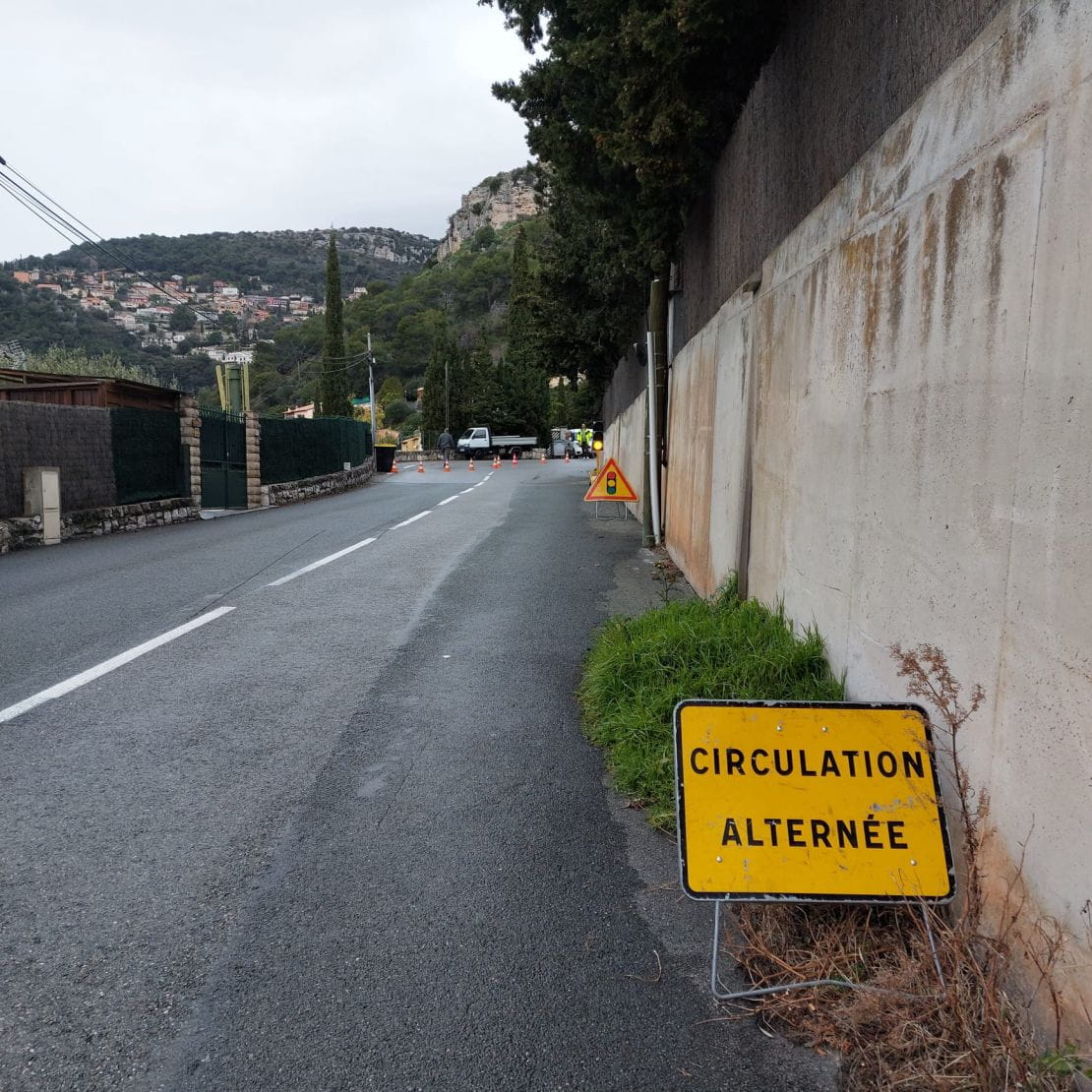 Quels panneaux pour une circulation alternée?